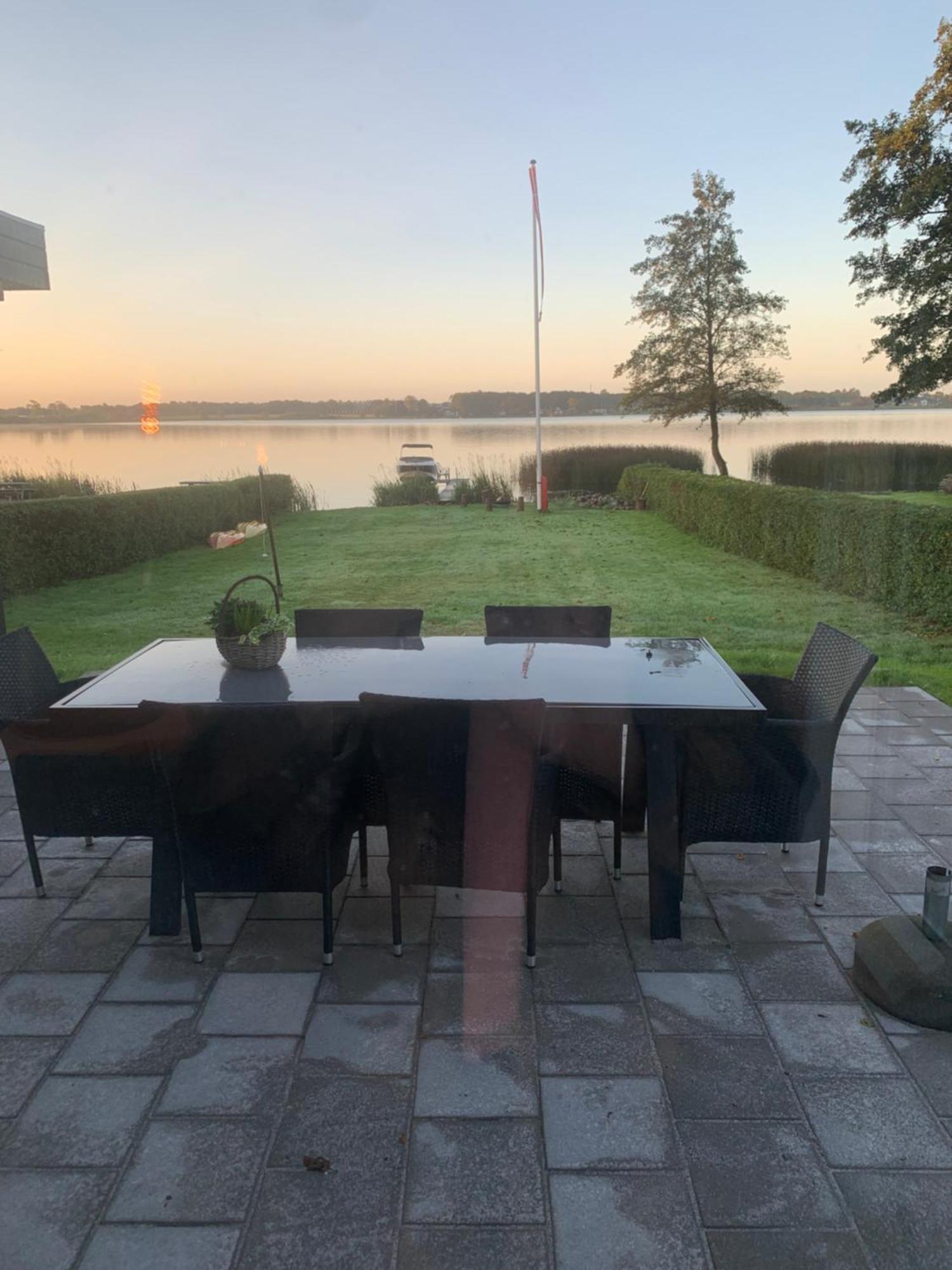 Huset Ved Soen Taet Pa Herning Og Mch Og Boxen 90 M2 Sunds Eksteriør bilde