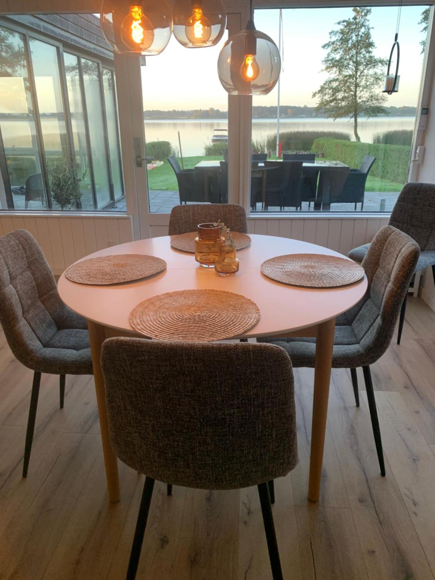 Huset Ved Soen Taet Pa Herning Og Mch Og Boxen 90 M2 Sunds Eksteriør bilde